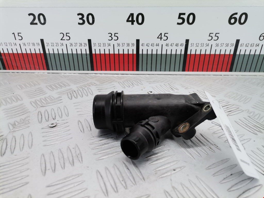 Тройник системы охлаждения BMW X5 E53 1999-2006