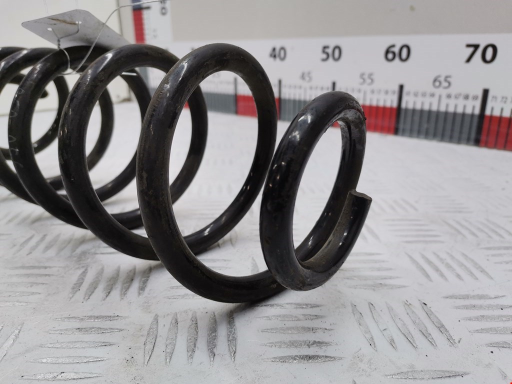 Пружина задняя левая/правая VOLKSWAGEN Golf IV 1997-2003