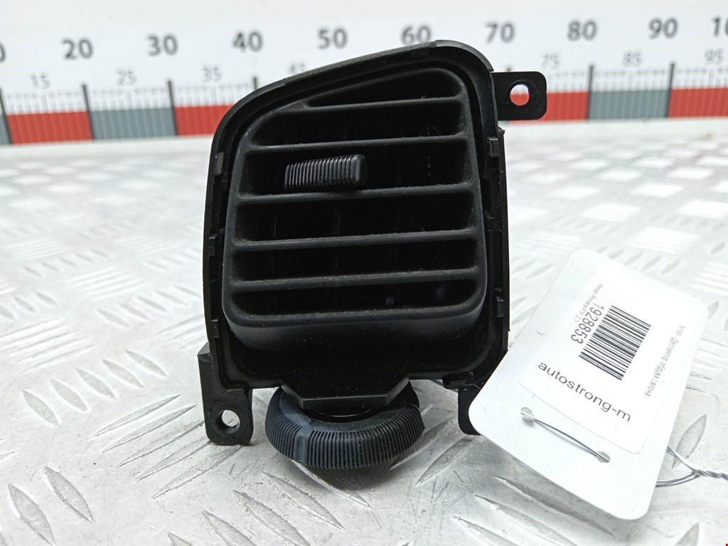 Дефлектор воздушный NISSAN Primera P11 1996-2002