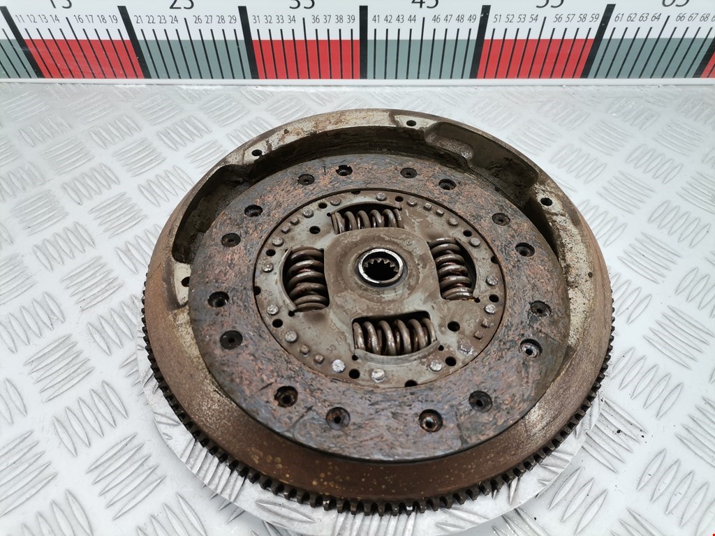 Маховик (демпфер сцепления) OPEL Astra H/Family 2004-2015