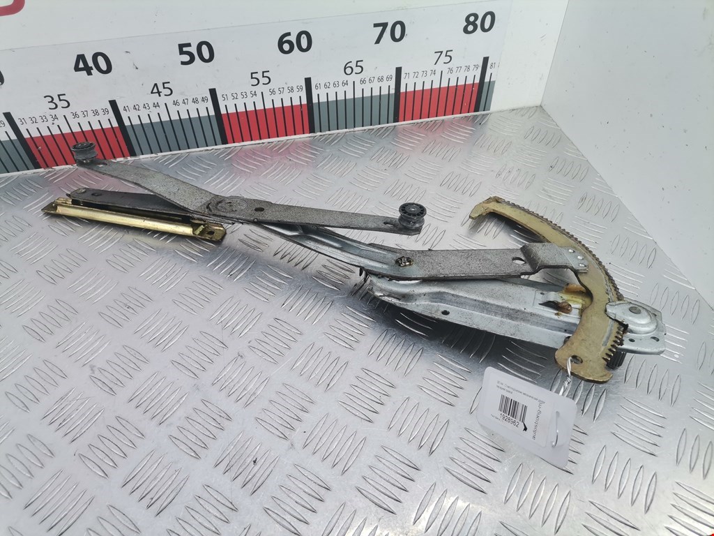 Стеклоподъемник передний правый FORD Sierra 1982-1987