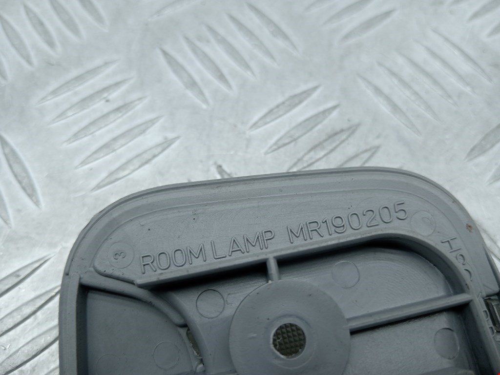 Плафон салонный (салона фонарь) MITSUBISHI Colt CJ 1995-2003