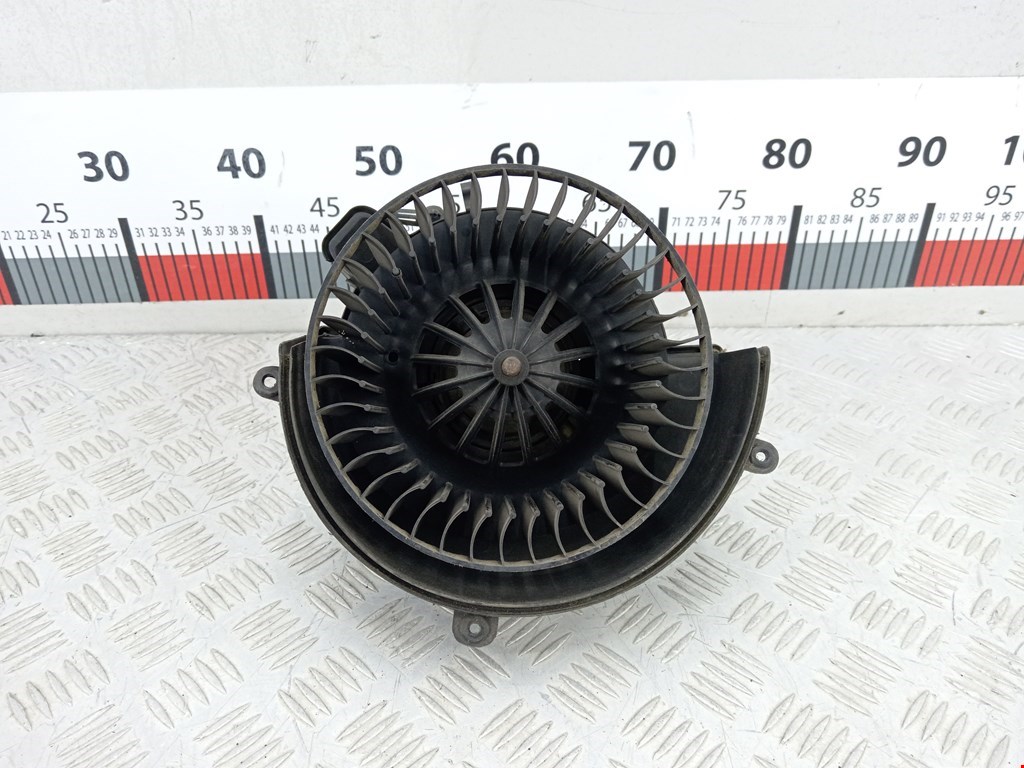 Моторчик (мотор) отопителя салона OPEL Astra G 1998-2005