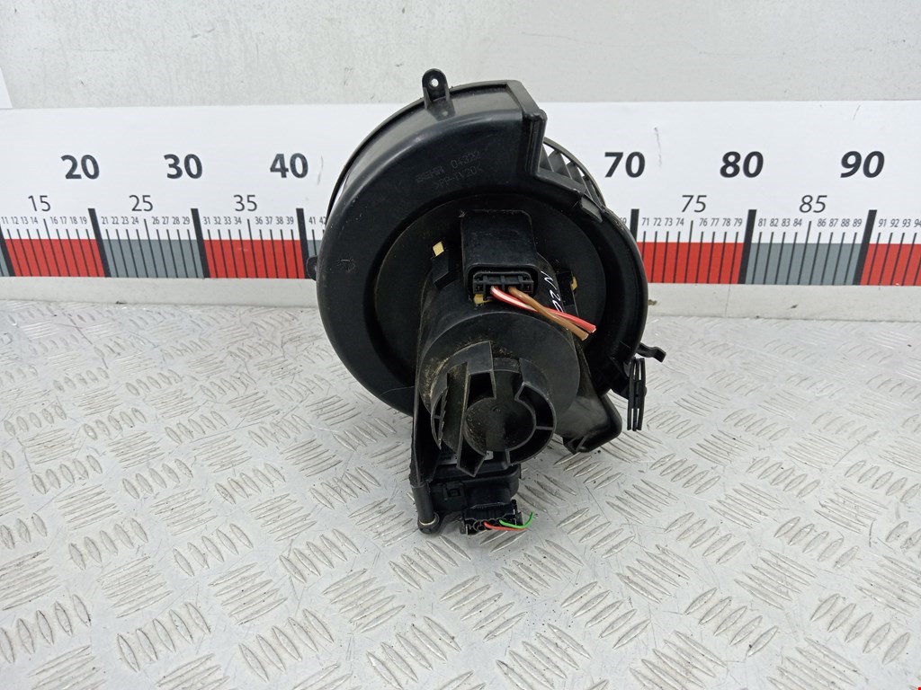 Моторчик (мотор) отопителя салона OPEL Astra G 1998-2005