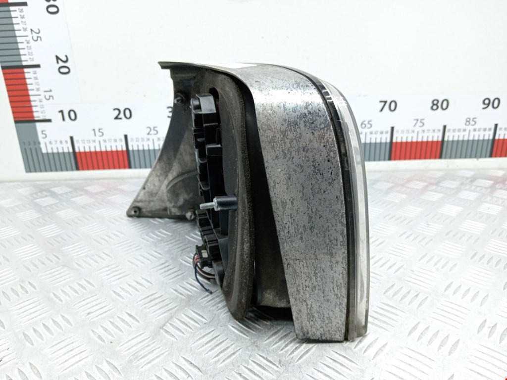 Фонарь задний правый VOLKSWAGEN Golf IV 1997-2003