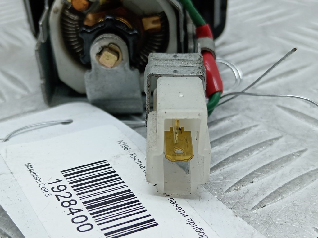 Кнопка освещения панели приборов MITSUBISHI Colt CJ 1995-2003