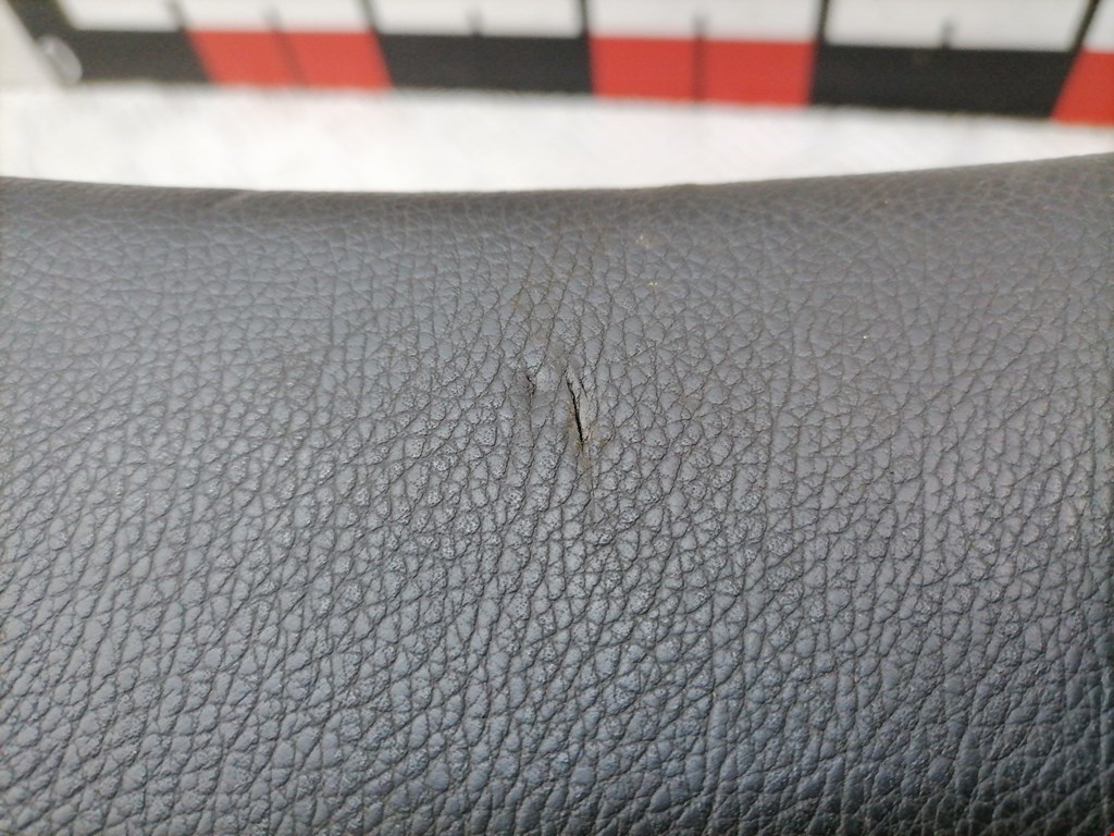 Консоль MERCEDES-BENZ C-Class C-klasse W203 2000-2007