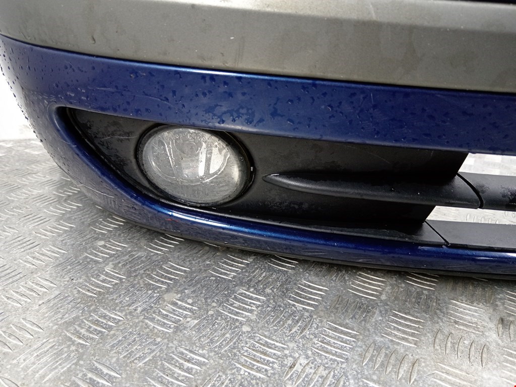 Бампер передний RENAULT Laguna 2001-2007