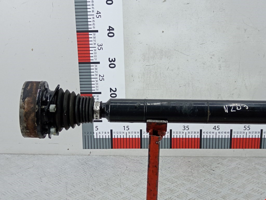 Полуось (привод, приводной вал) передняя правая VOLKSWAGEN Touran 2003-2010