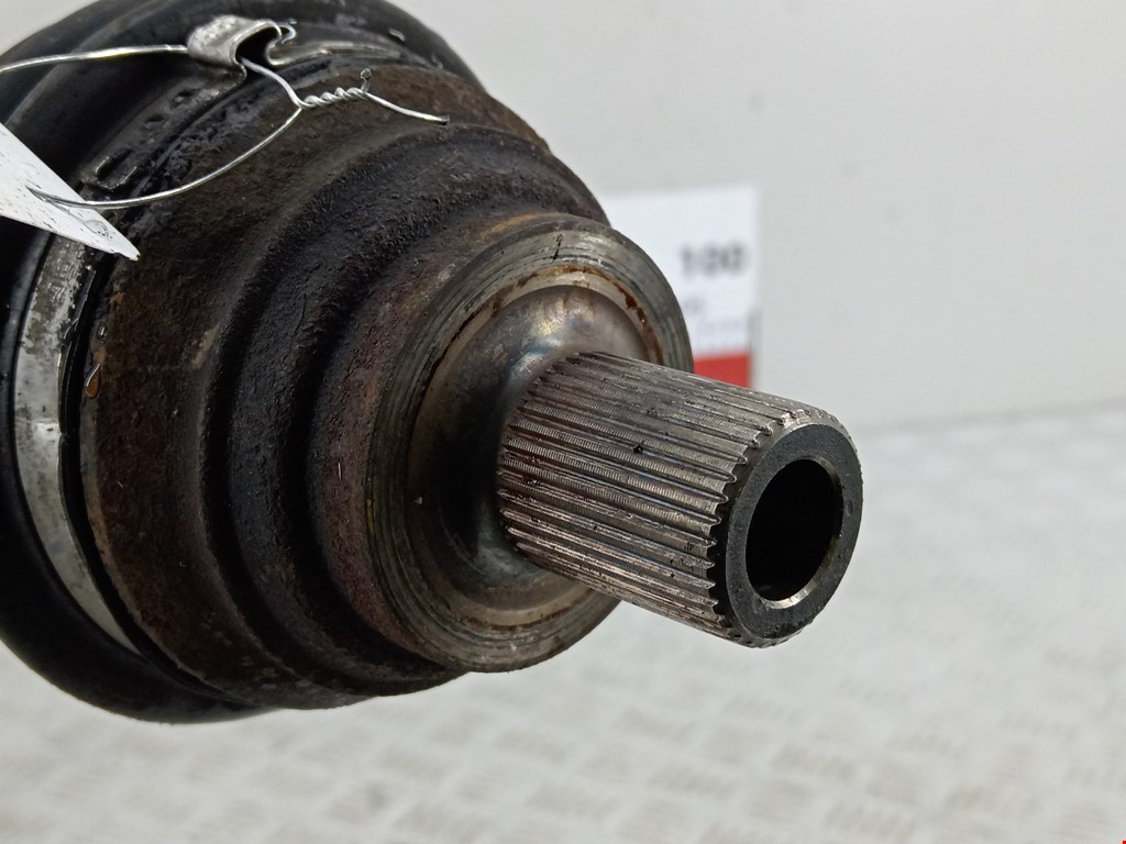 Полуось (привод, приводной вал) передняя правая VOLKSWAGEN Touran 2003-2010