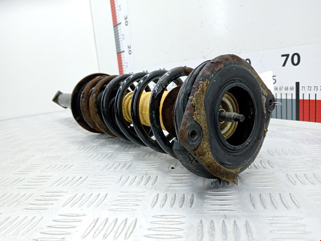 Амортизатор задний правый AUDI A4 B5 1995-2001