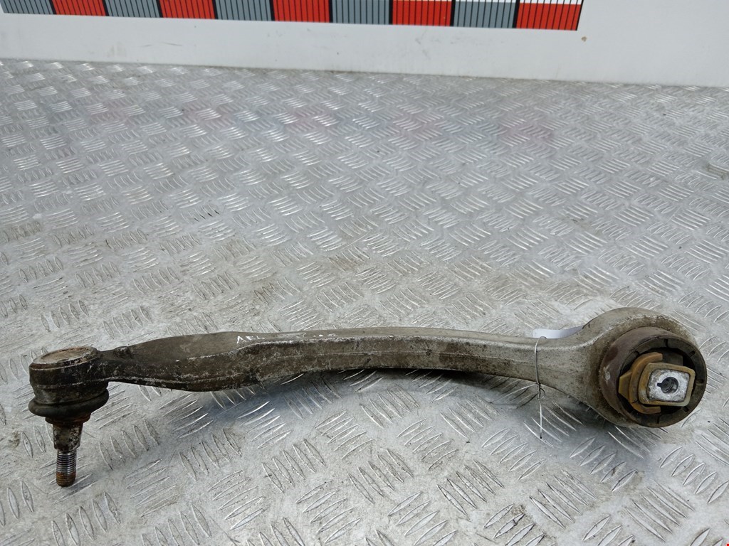Рычаг передний правый VOLKSWAGEN Passat B5 1997-2005
