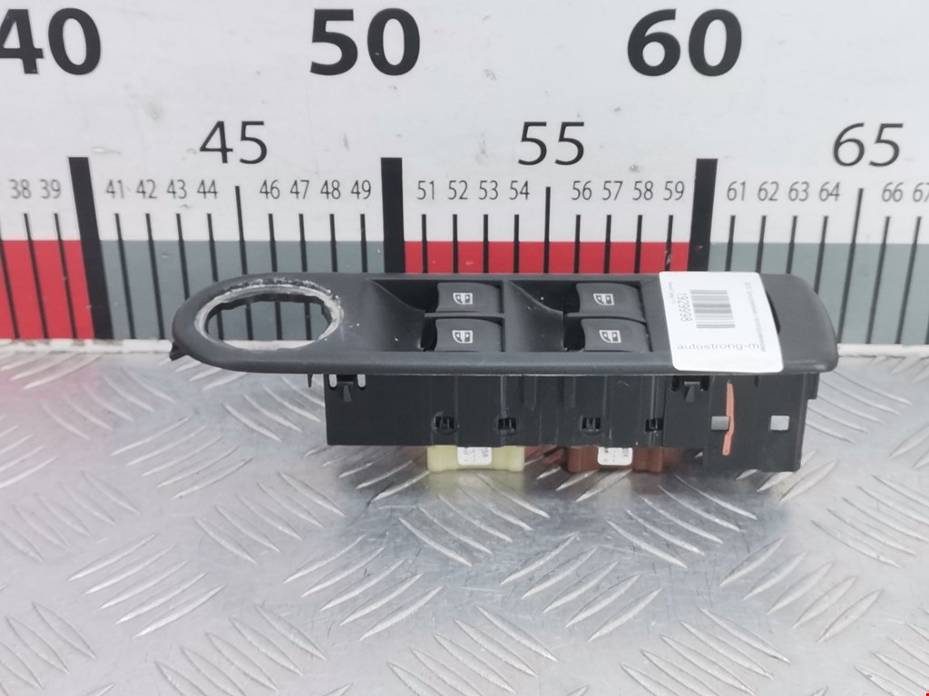 Блок управления стеклоподъемниками RENAULT Captur II 2019-н.в.