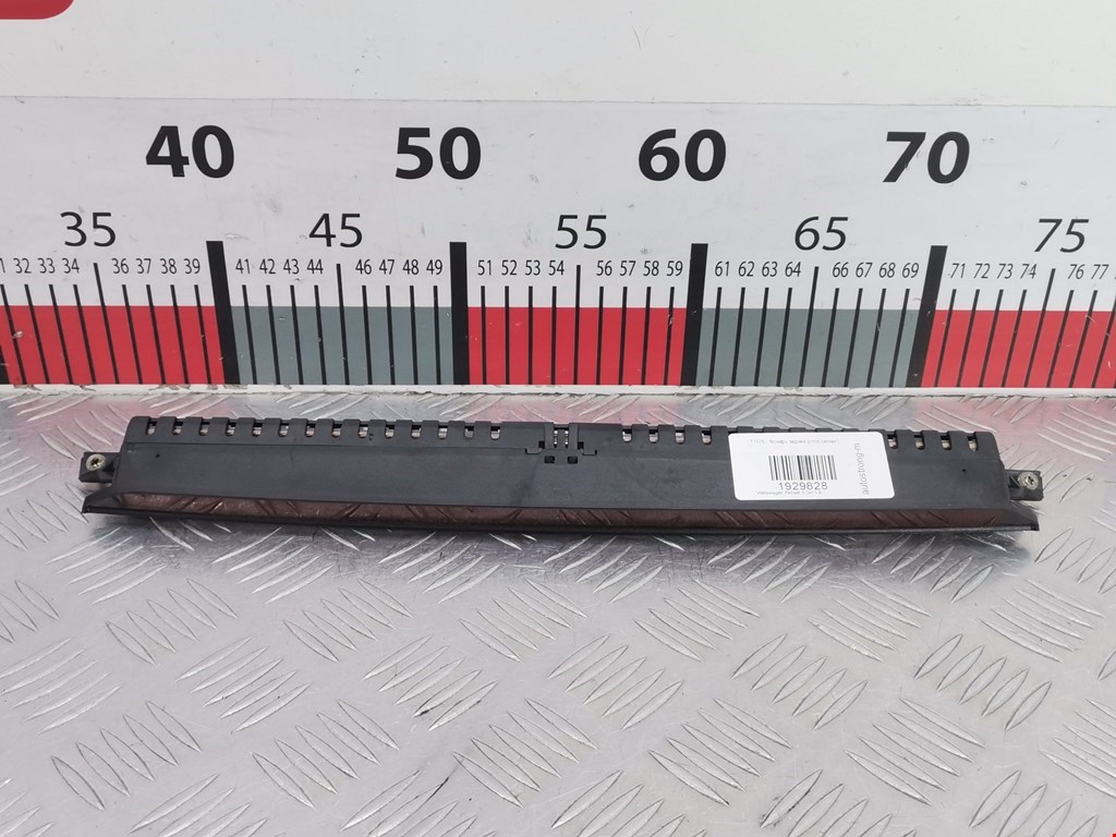 Фонарь дополнительный тормозной (стоп-сигнал) Volkswagen Passat 5 GP (2000-2005)