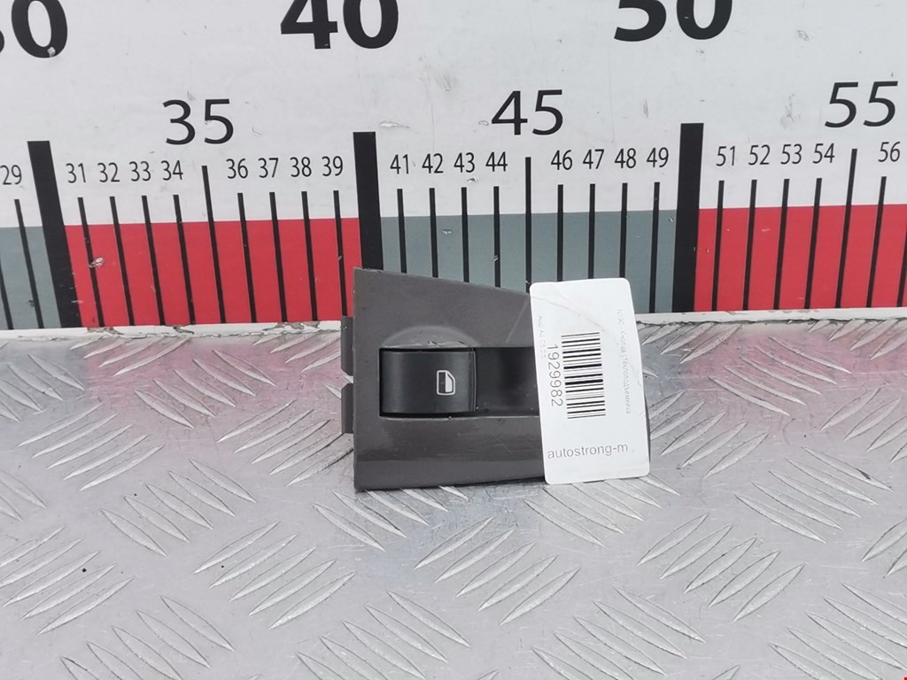 Кнопка стеклоподъемника AUDI A6 C5 1997-2004