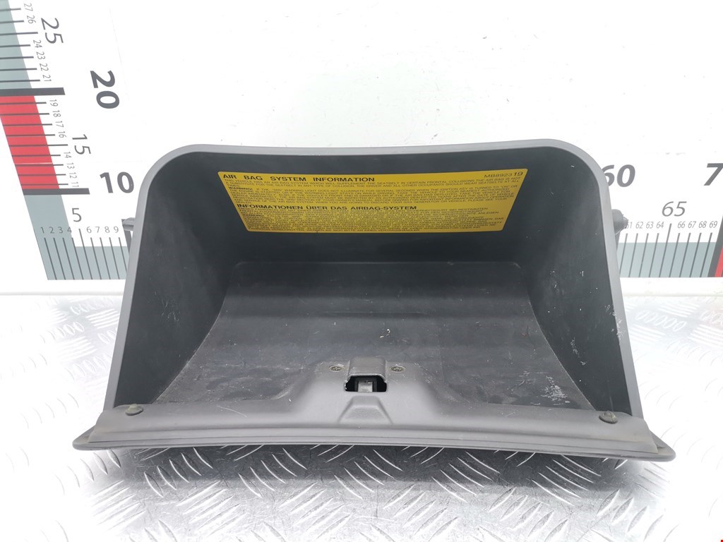 Бардачок MITSUBISHI Colt CJ 1995-2003