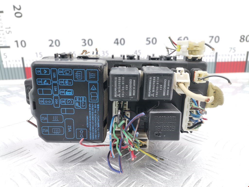 Блок реле MITSUBISHI Colt CJ 1995-2003