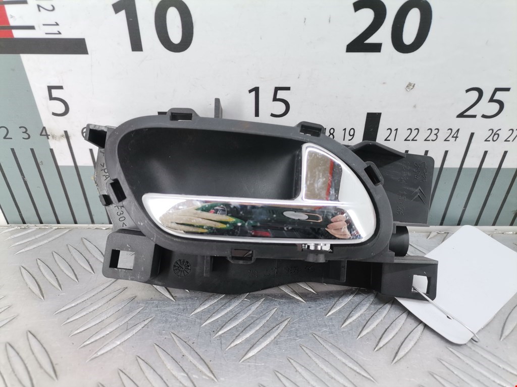 Ручка дверная задняя внутренняя правая PEUGEOT 407 2004-2010