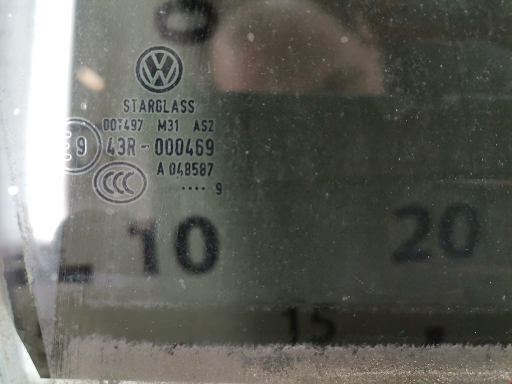 Стекло двери заднее правое VOLKSWAGEN Golf VI 2009-2012
