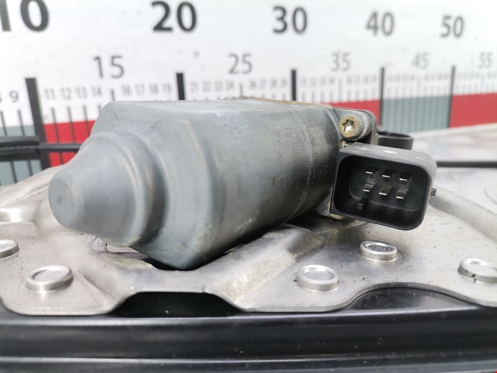 Стеклоподъемник задний правый MERCEDES-BENZ S-Class IV W220 1998-2005