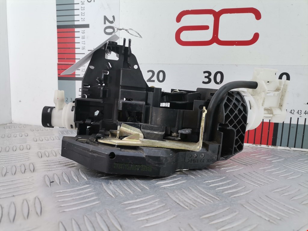 Замок двери задней правой MERCEDES-BENZ S-Class IV W220 1998-2005