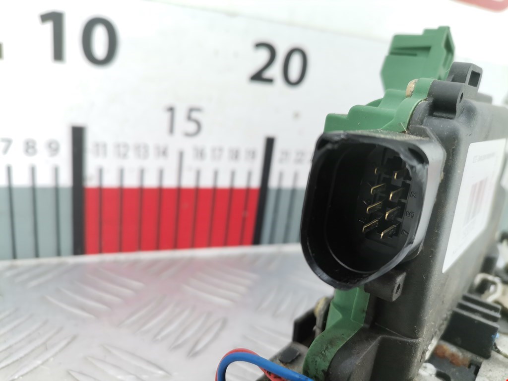 Замок двери передней левой SKODA Octavia A4 1U- 1997-2010