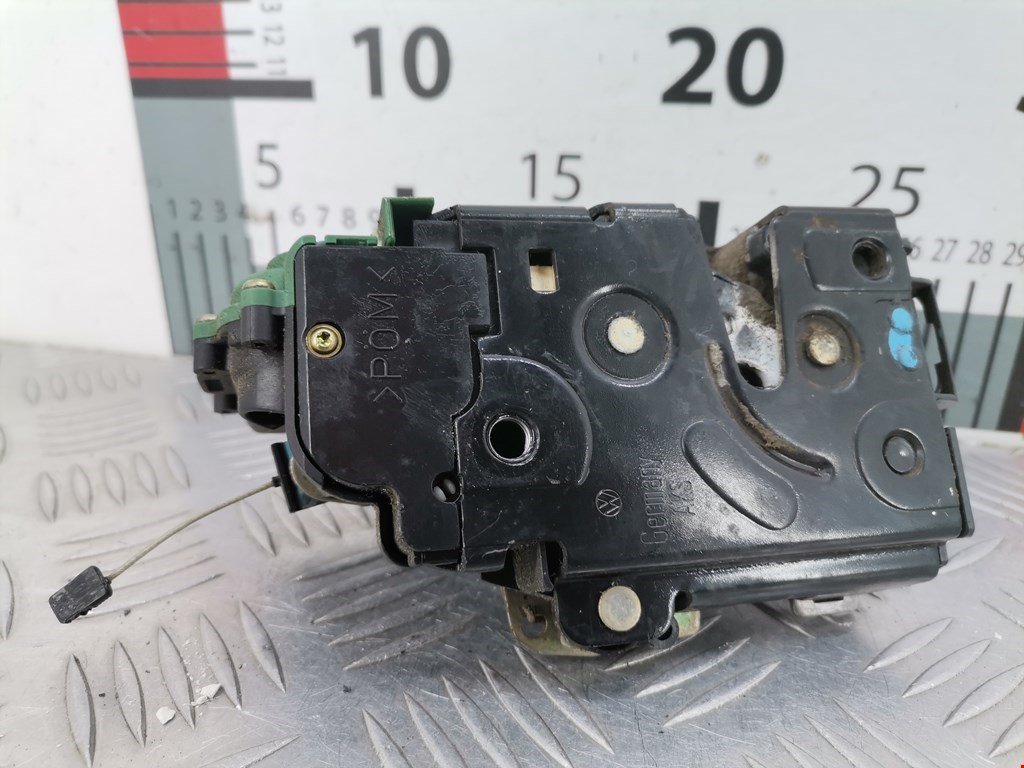 Замок двери передней левой SKODA Octavia A4 1U- 1997-2010