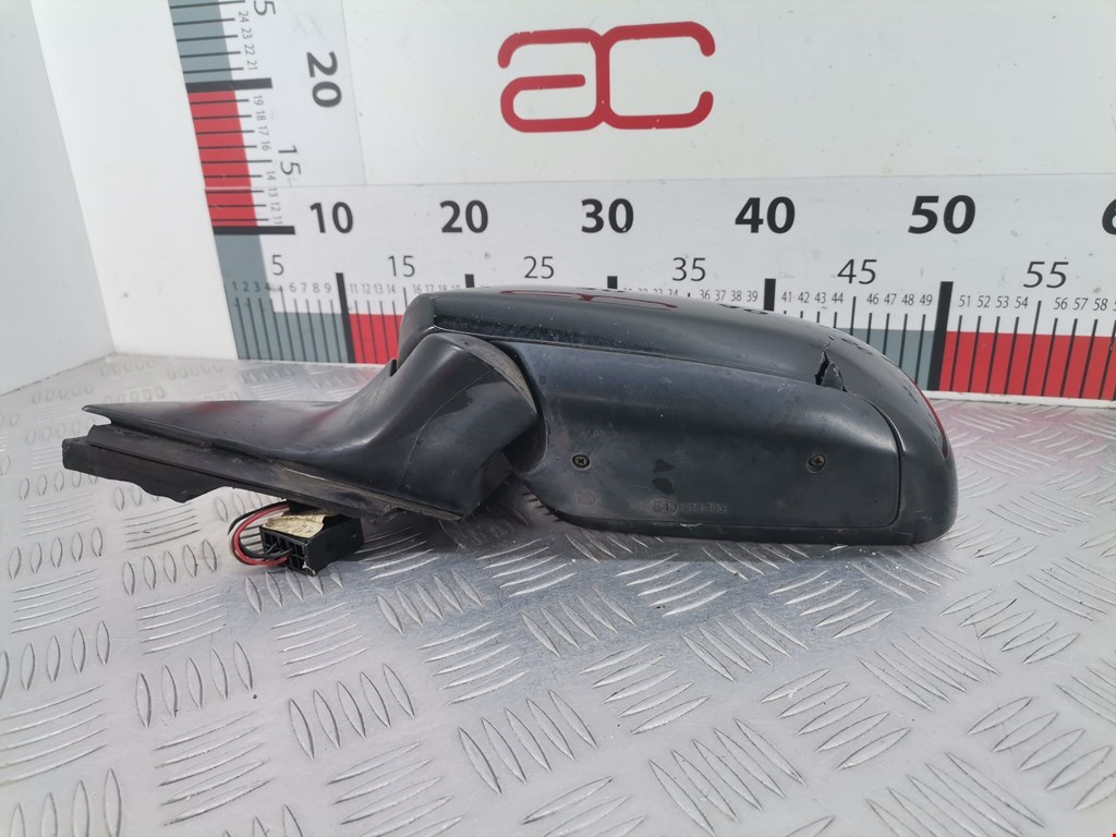 Зеркало левое AUDI A6 C5 1997-2004