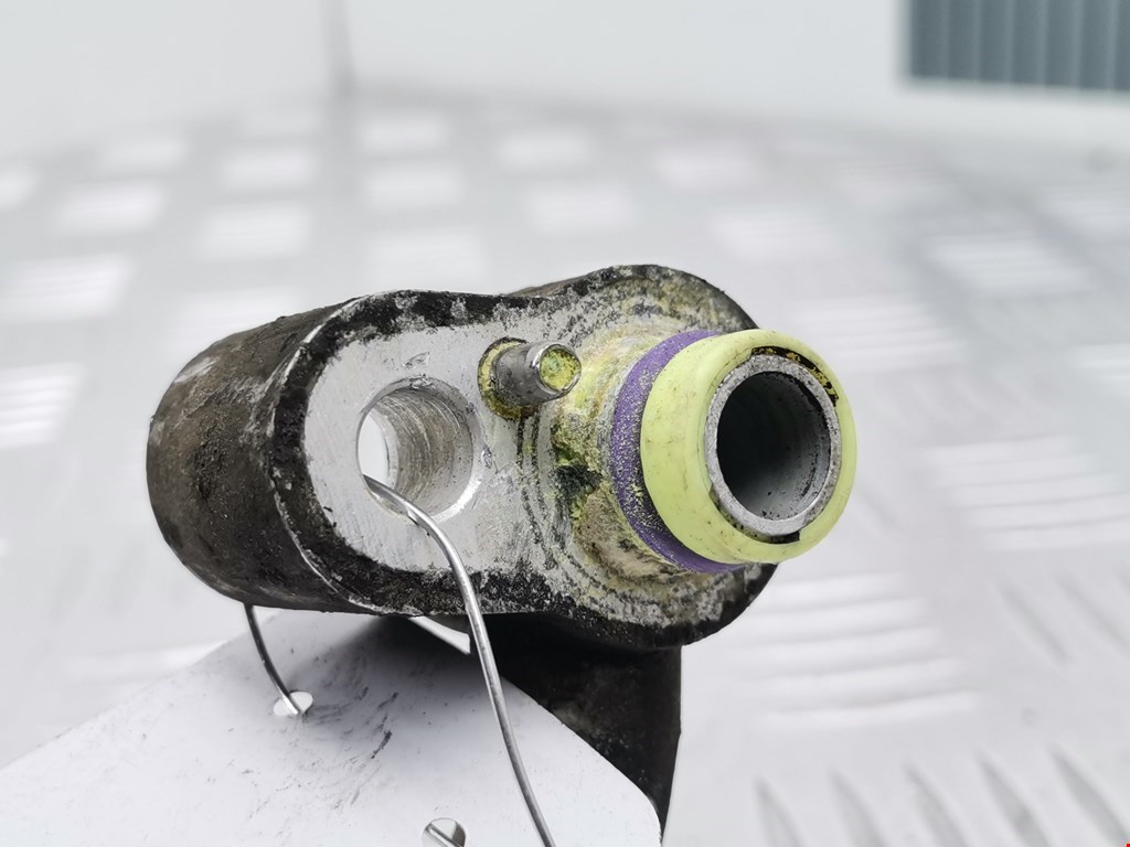 Трубка кондиционера VOLKSWAGEN Touran 2003-2010