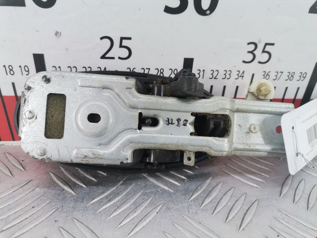 Ручка дверная задняя внутренняя правая MAZDA Xedos 6 1992-1999