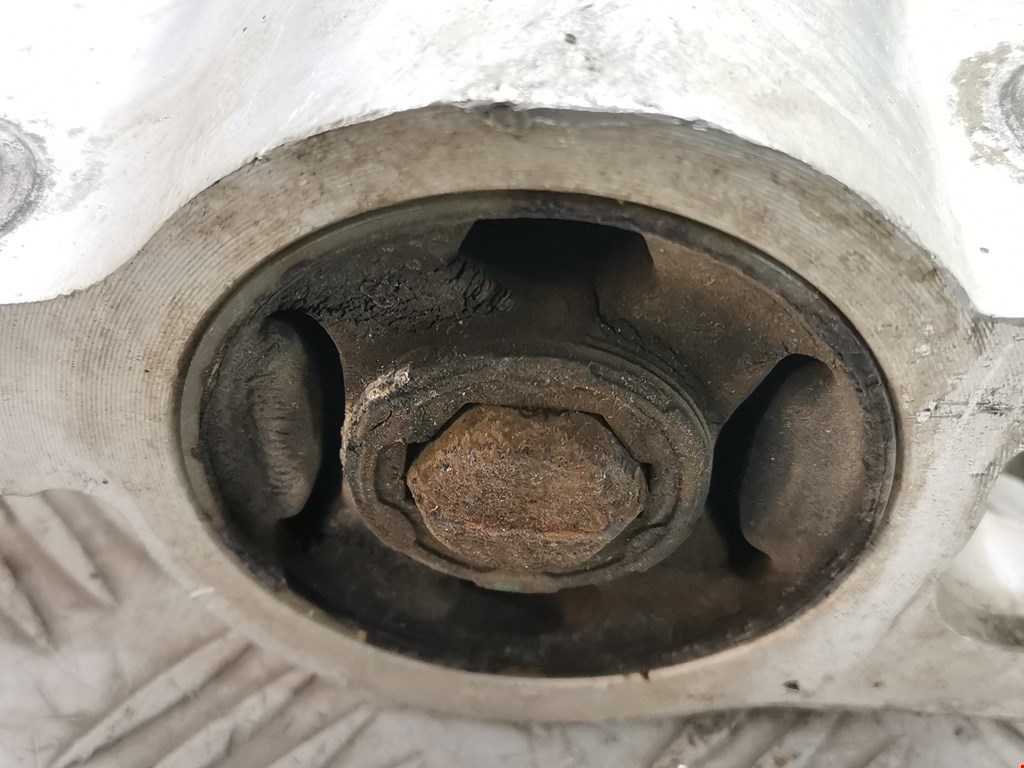 Рычаг передний левый SKODA Octavia A5 1Z- 2004-2013