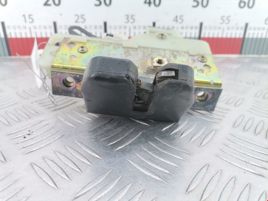 Замок багажника (крышки двери) VOLVO V70 II 2000-2007