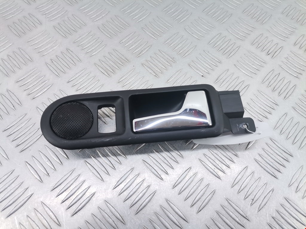 Ручка дверная задняя внутренняя правая VOLKSWAGEN Golf IV 1997-2003