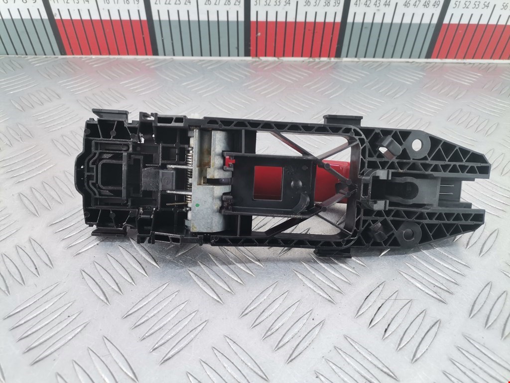 Ручка двери задней наружная правая SKODA Rapid 2012-2020