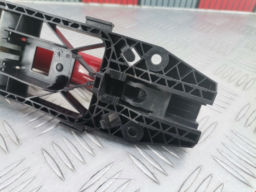 Ручка двери задней наружная правая SKODA Rapid 2012-2020