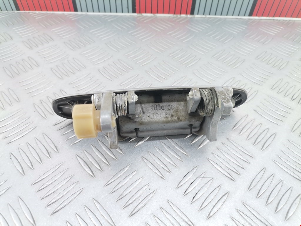 Ручка двери задней наружная левая MAZDA Premacy CP 1999-2004