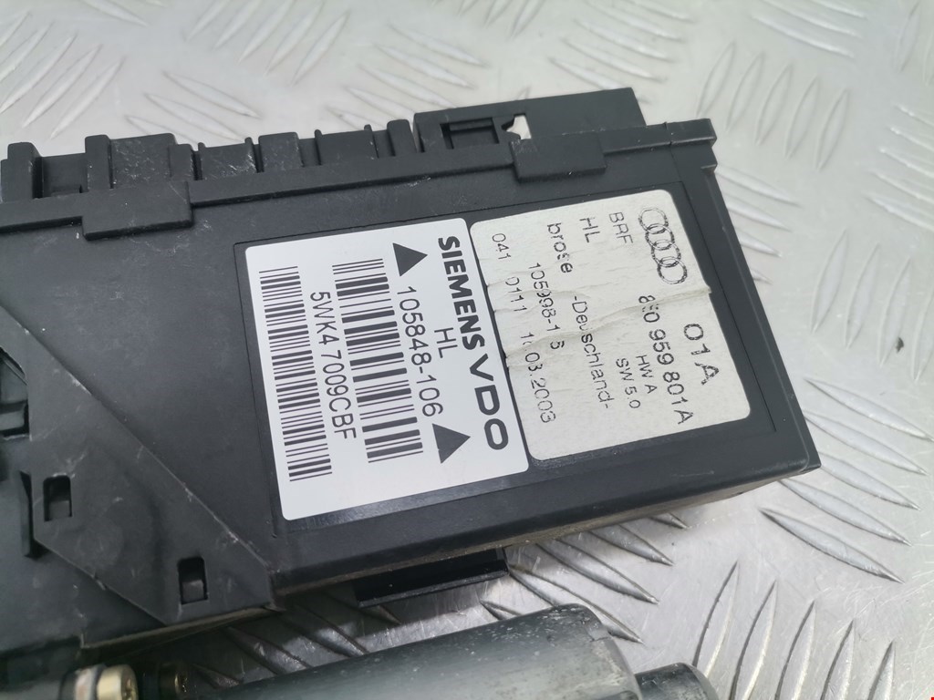 Стеклоподъемник задний левый AUDI A4 B6 2001-2005