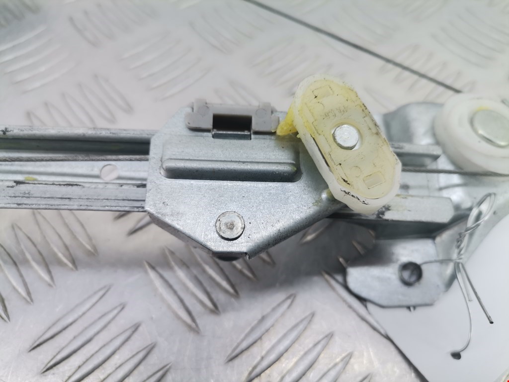 Стеклоподъемник задний левый OPEL Astra H/Family 2004-2015