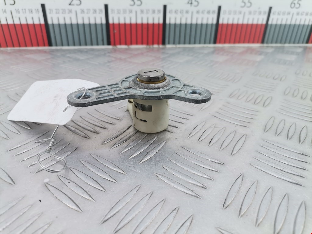 Вставка замка багажника MASERATI Quattroporte M139 2003-2012