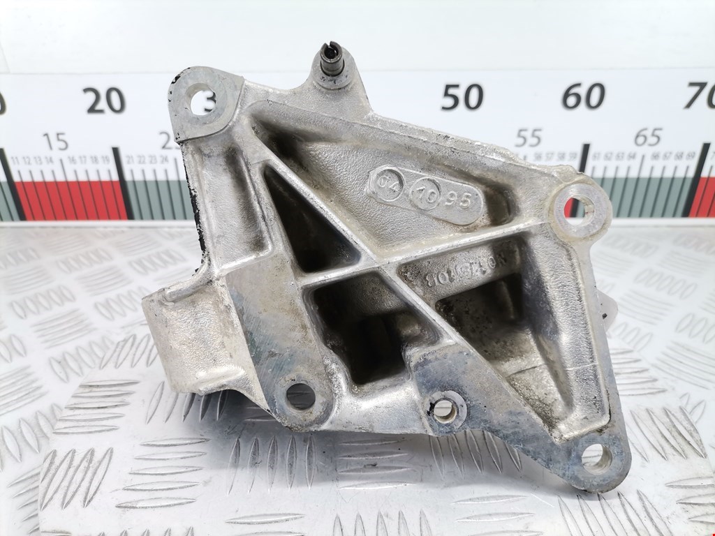 Кронштейн КПП PEUGEOT 306 1993-2002