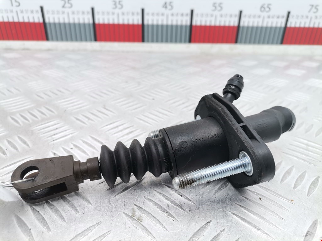 Цилиндр сцепления главный OPEL Zafira B 2005-2012