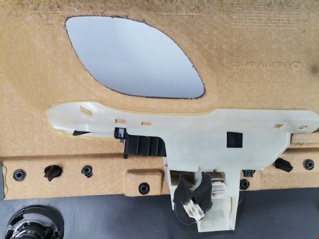 Обшивка двери задняя левая RENAULT Espace 2003-2014