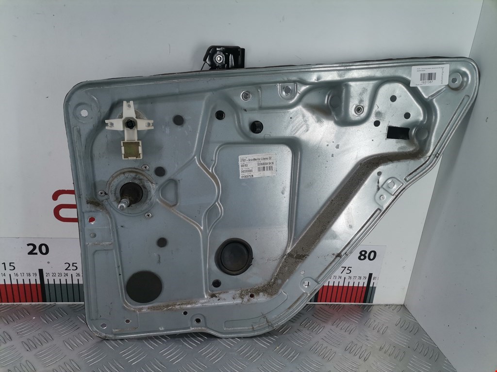 Стеклоподъемник задний правый SKODA Fabia MK1 1999-2006