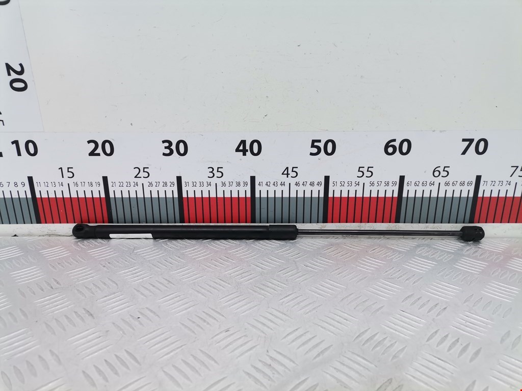 Амортизатор капота левый=правый OPEL Astra H/Family 2004-2015