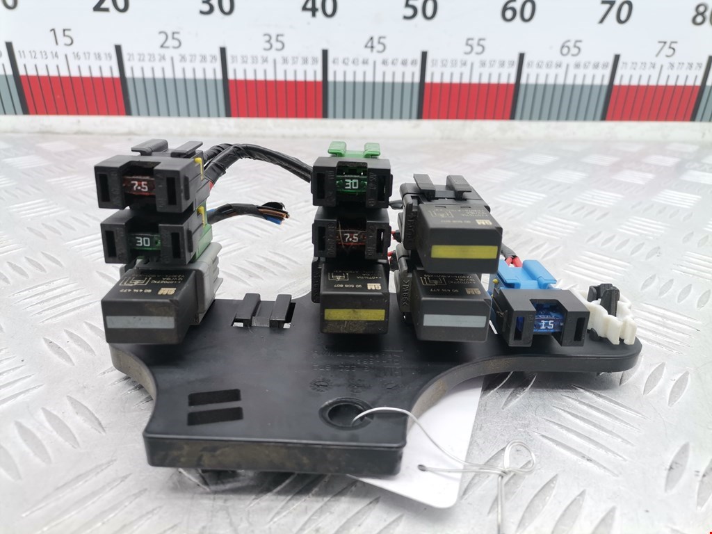 Датчик уровня в бачок омывателя OPEL Astra H/Family 2004-2015