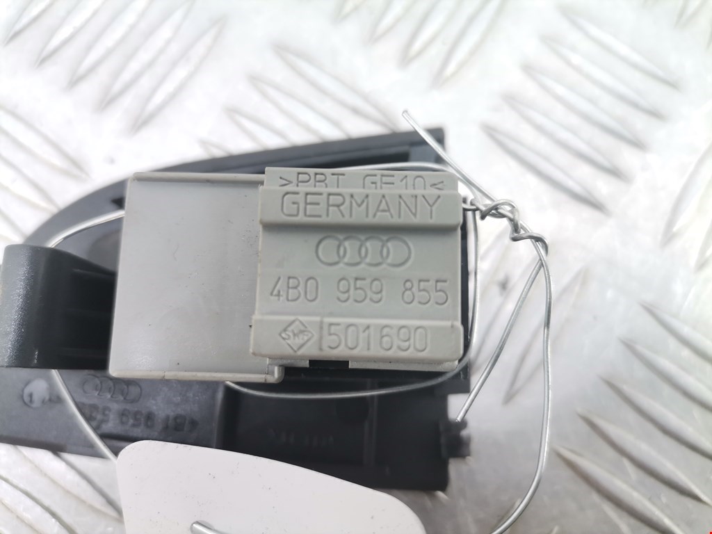 Кнопка стеклоподъемника AUDI A6 C5 1997-2004