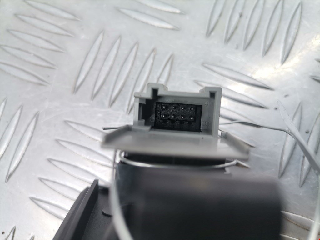 Кнопка стеклоподъемника AUDI A6 C5 1997-2004