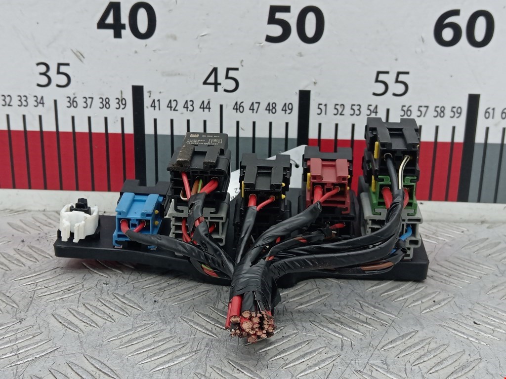 Датчик уровня в бачок омывателя OPEL Astra H/Family 2004-2015