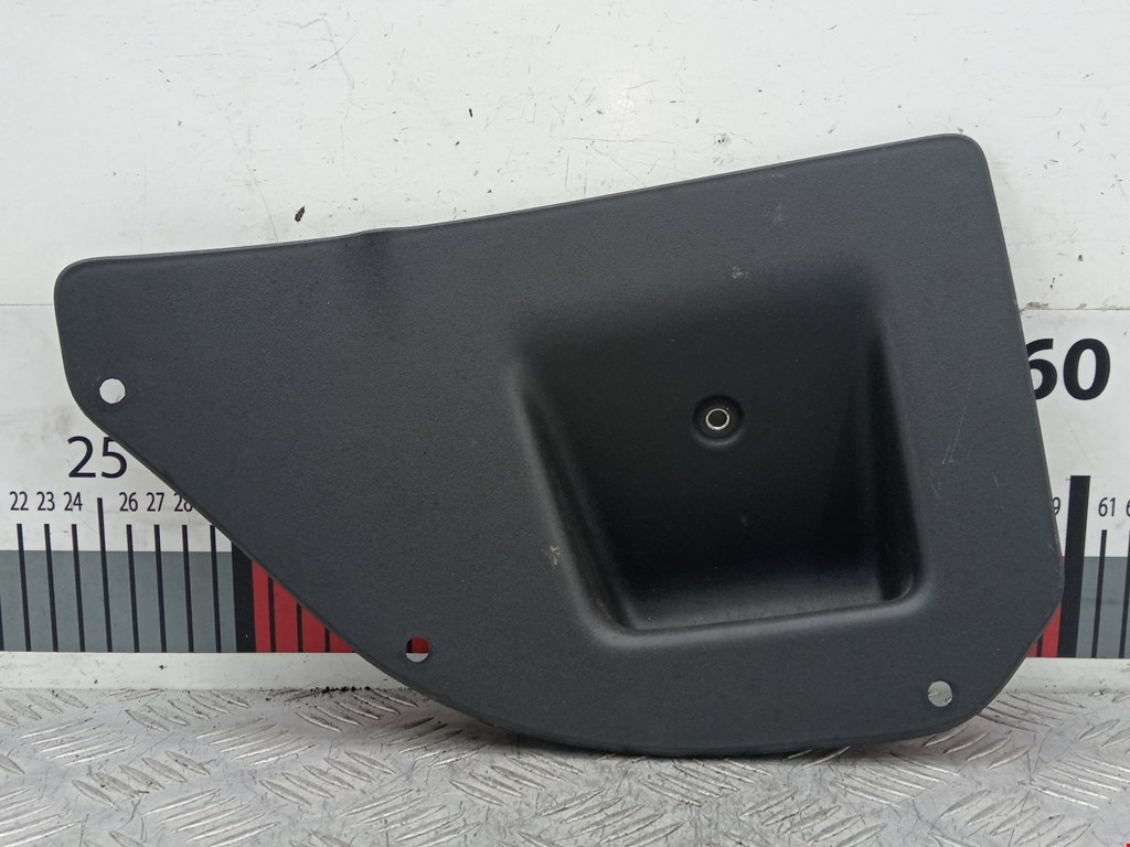 Обшивка крышки багажника OPEL Astra H/Family 2004-2015