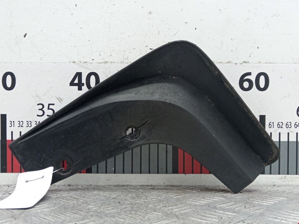 Брызговик передний Kia Sorento 1 (BL) (2002-2011)